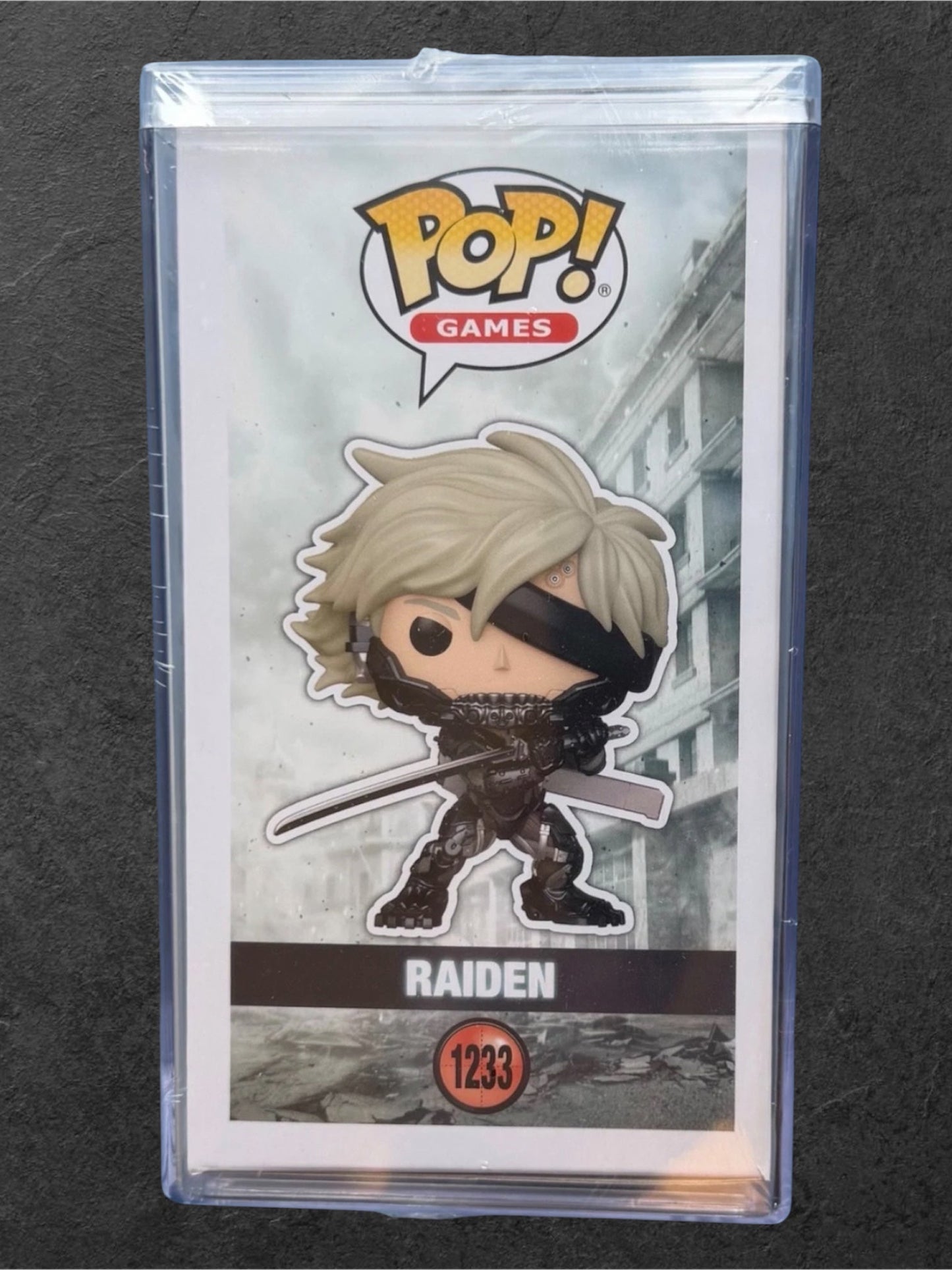 Funko Pop! Games: Metal Gear Rising Revengeance – Raiden #1233 (Limited Edition Legendary Exclusive 1200 pcs)
