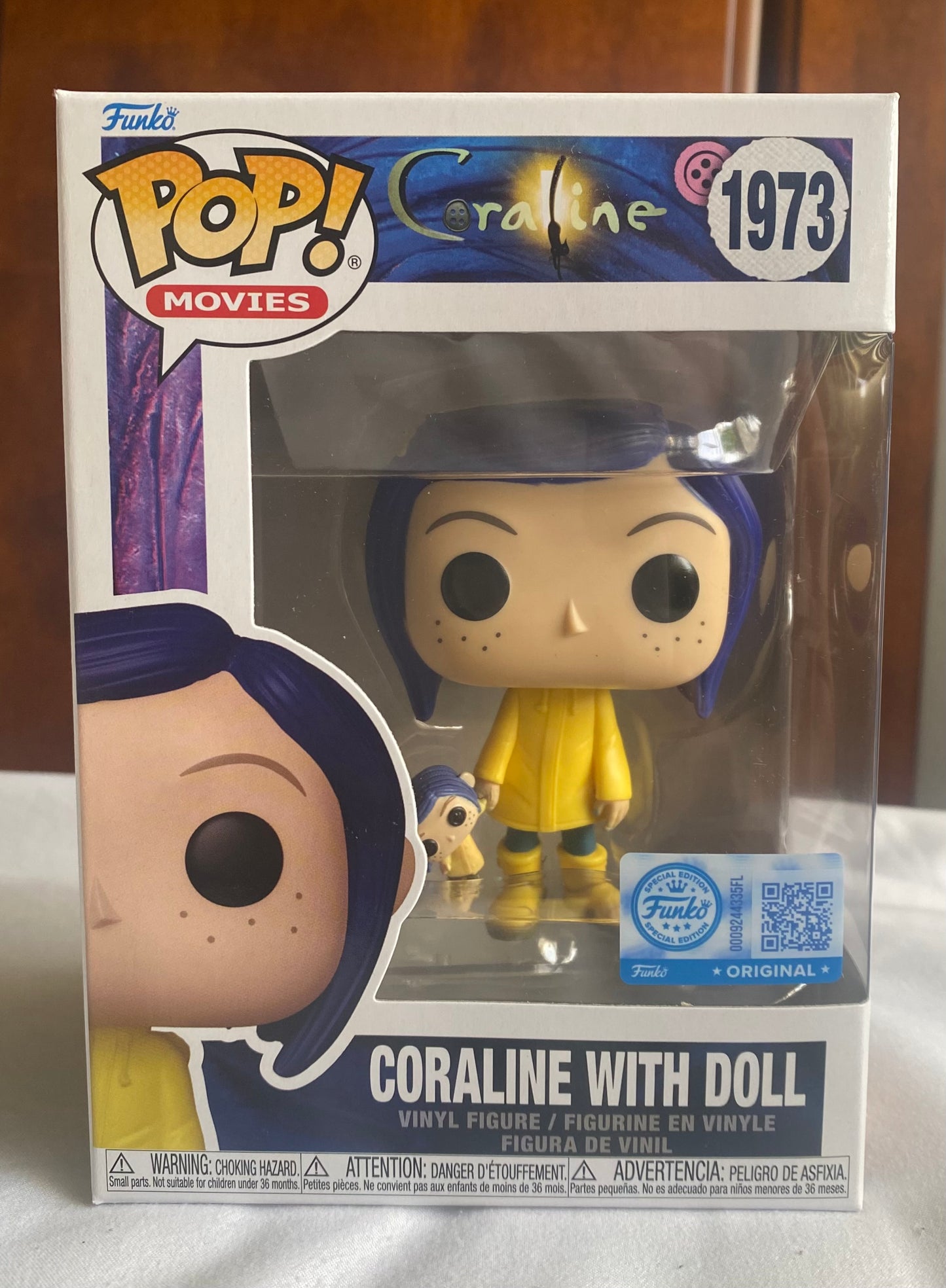 Funko Pop! Movies Coraline Coraline with doll Exclusive Vinyl Figure