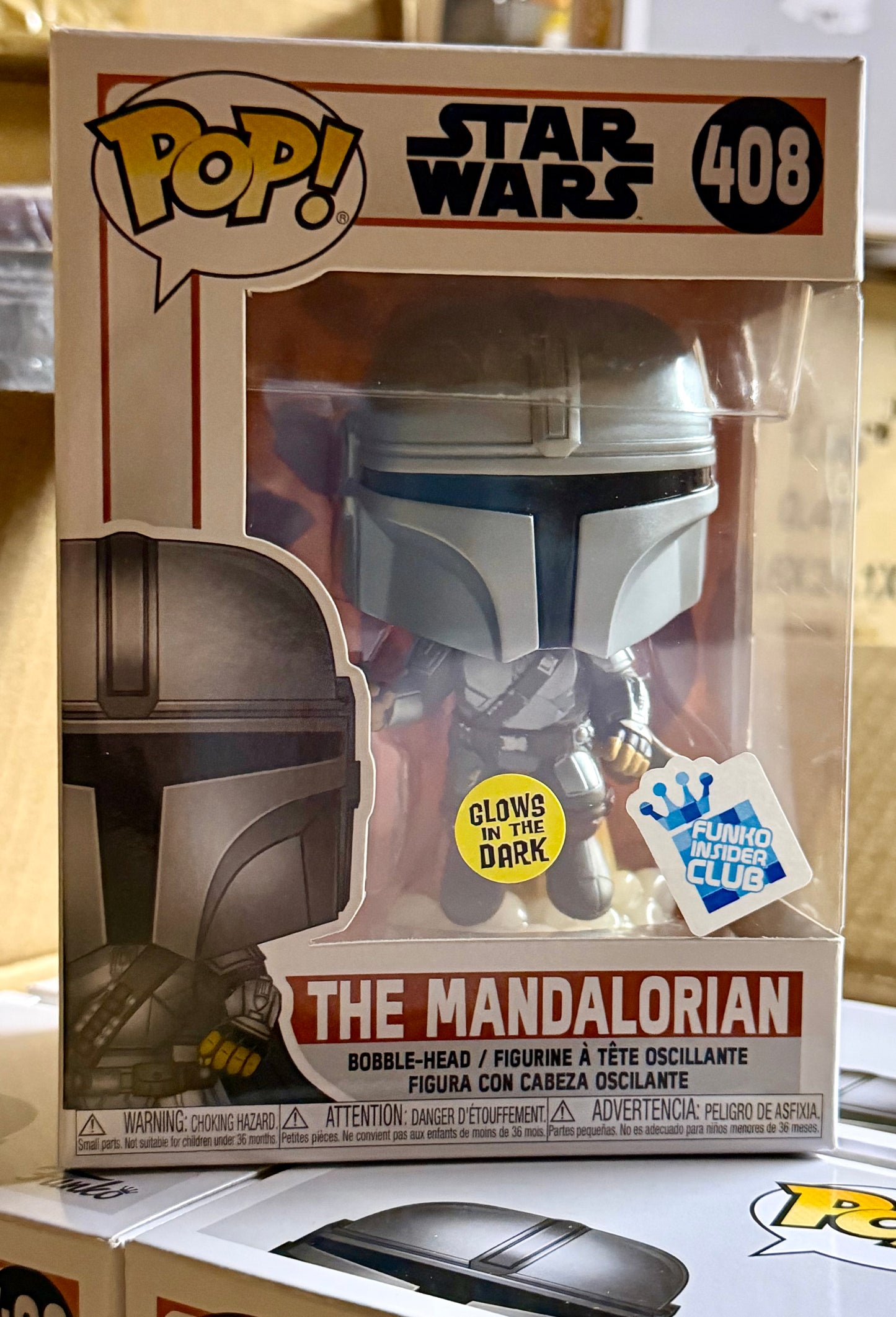 Funko Pop! Star Wars: The Mandalorian – The Mandalorian #408 Glow in the Dark (Funko Insider Club Exclusive)